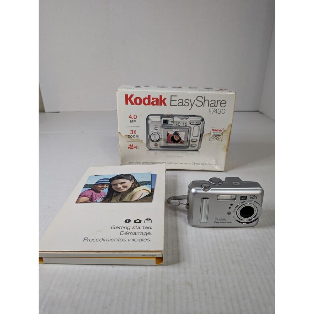 Kodak Easyshare CX7430 4 MP Digital Camera with 3x Optical Zoom‎ *For Parts*